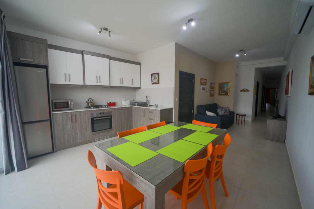 Island Break Residence Marsalforn Esterno foto