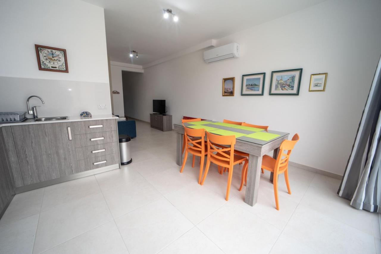 Island Break Residence Marsalforn Esterno foto